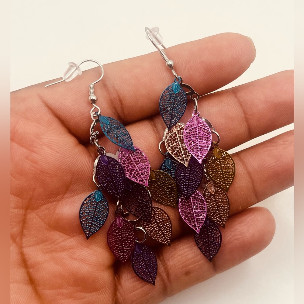 Earrings for women leaf design
